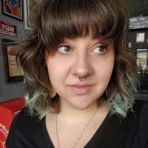 Meet your Posher, Ashley